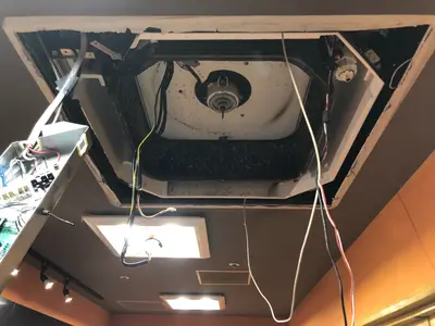 ☆天井埋込式エアコンクリーニング