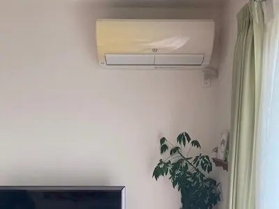 エアコン洗浄でお部屋の空気をさわやかな風に！（防臭・防カビ・除菌剤噴霧付き）