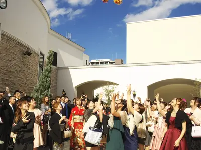 何気ない日常から、結婚式、記念日まで素敵な時間を残すお手伝いします。