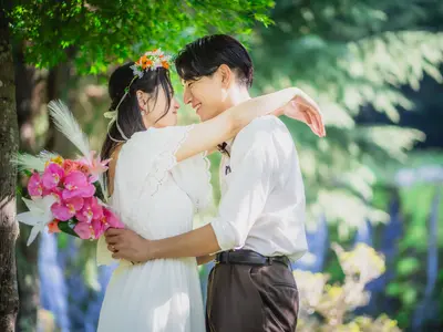 素敵な想い出を撮影！婚約や誕生日などシーンに合わせてポージングもご提案致します。