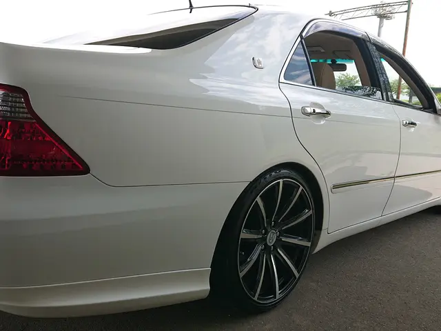 大切なお車を真心こめて手洗洗車いたします！サービスの画像