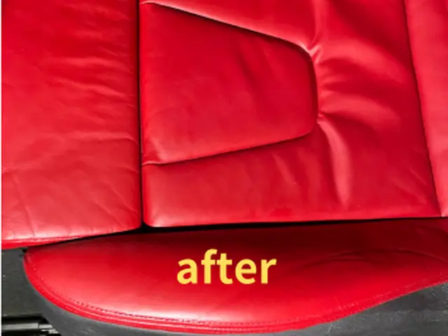 その汚れに困っていませんか。新車のような輝きと快適さを！泉佐野市から伺います！サービスの画像