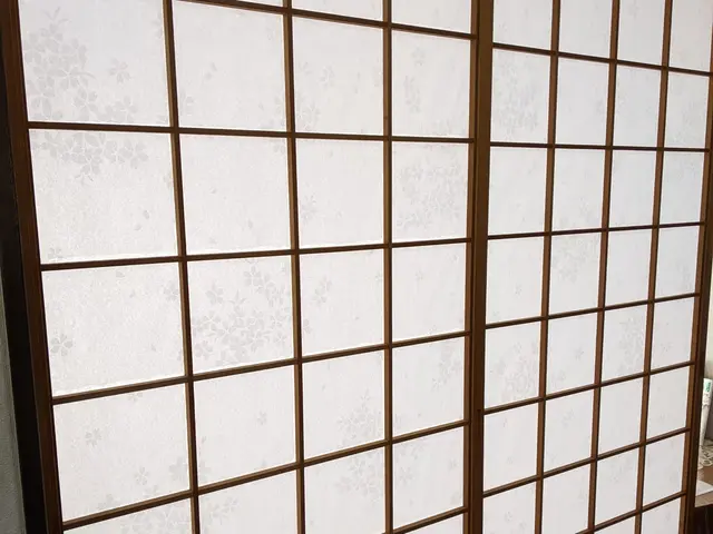 1枚からでも出張張り替え！お任せ下さい！損害保険加入店！サービスの画像