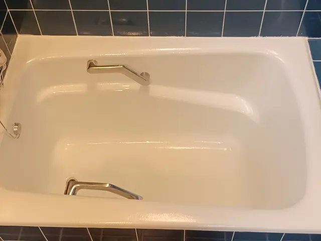 浴槽内部塗装仕上げサービスの画像