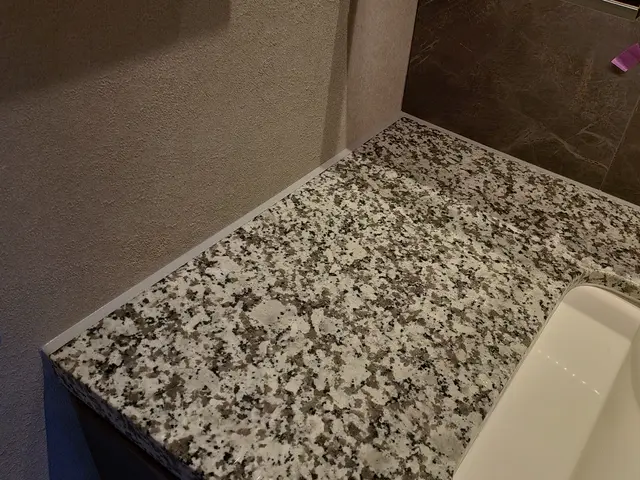 専業30年★1級防水施工技能士◎丁寧&自信の仕上がり◎土日祝可◎パッキン交換可能サービスの画像