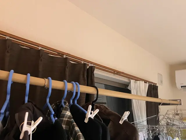 室内物干しの取り付け、承ります！サービスの画像