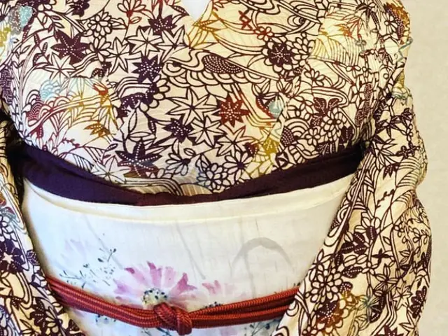 プロに相談☆似合わせ浴衣レンタル♪着付け小物類も揃ってる！返却も専用箱で安心サービスの画像