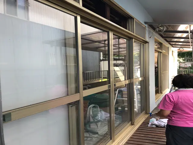茨城県北【掃出し窓ガラスサッシ網戸4400円～！】コロナ対策OK★環境洗剤！サービスの画像