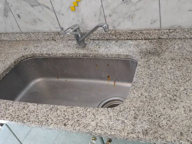 ◎コーキングの防カビサービス中!!豊富な経験と知識でお客様のお困り事に対応しますサービスの画像