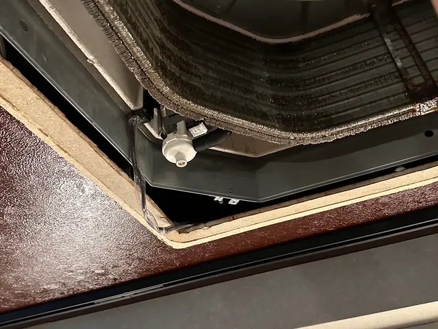 天井埋込型4方向　エアコンクリーニングサービスの画像