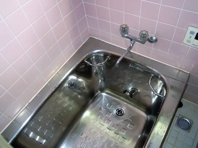 予約受付中　ご予約はお早めに！綺麗を長持ちのクリーニングを、ご提供します。サービスの画像