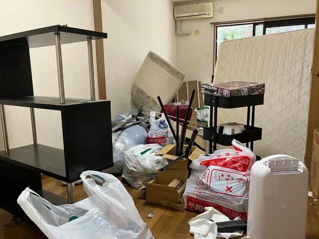 リユース可能品の回収。鉄屑、アルミ、家電、エアコン、バッテリー、ミシン、他要相談サービスの画像