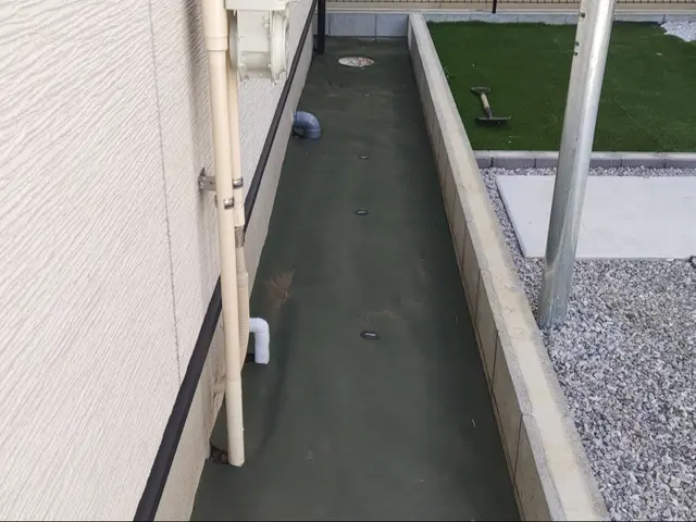 庭ケア防草シートサービスサービスの画像