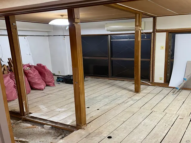 間仕切り壁リフォーム / 撤去サービスの画像