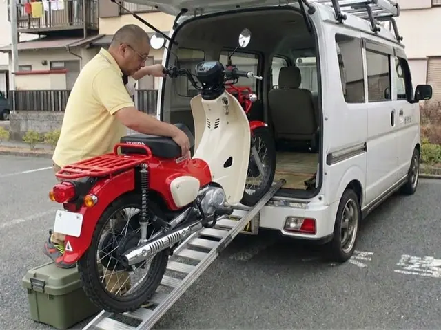 繁忙期も料金据え置き｜小型バイク安心輸送サービスの画像
