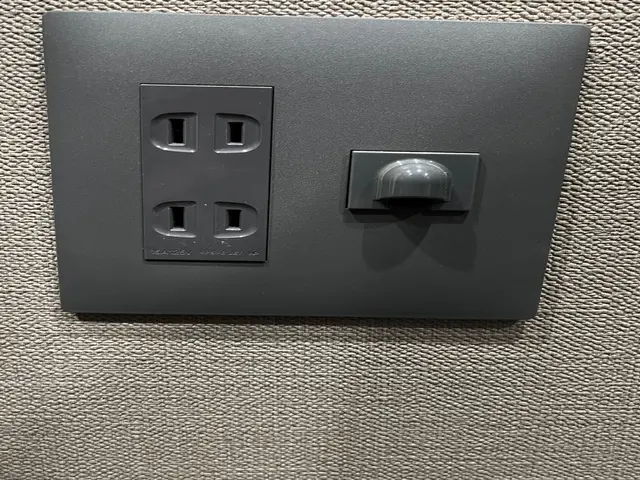 福岡★コンセント・スイッチの事ならお任せください◆女性同行可能(要相談)サービスの画像