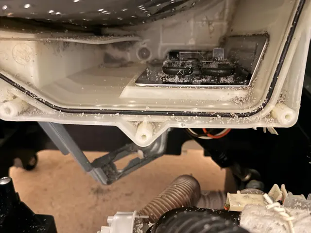 【クリーニング協会認定】ドラム式洗濯機分解洗浄クリーニングサービスの画像