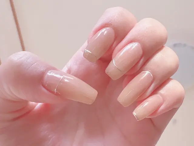 育児中でも楽しめる家事に強いネイルを、負担なく今の状態に合わせて提案します。