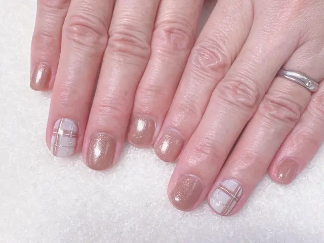 育児中でも楽しめる家事に強いネイルを、負担なく今の状態に合わせて提案します。