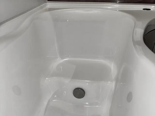 ◆お風呂掃除＆特殊コーティング◆水洗いだけで綺麗続き 毎日のお掃除が楽になりますサービスの画像