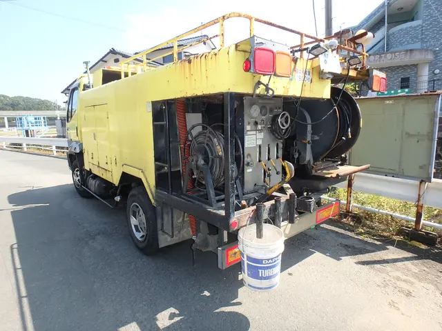 【熊本市発】４トン高圧洗浄車＆４トン・１０トン強力吸引車を使用！！サービスの画像