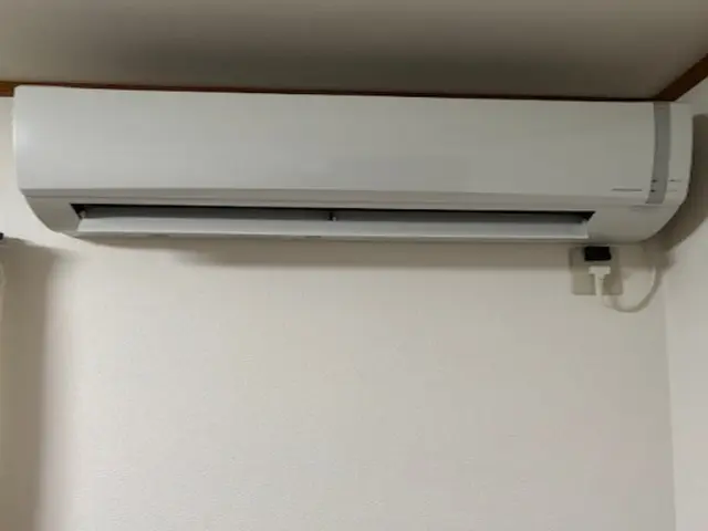 ■エアコンの取り付け　　写真の店長が伺いますサービスの画像