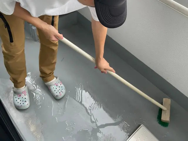 12月予約★ベランダ清掃◎ベランダに面したサッシ網戸、室外機等もすべて綺麗にサービスの画像