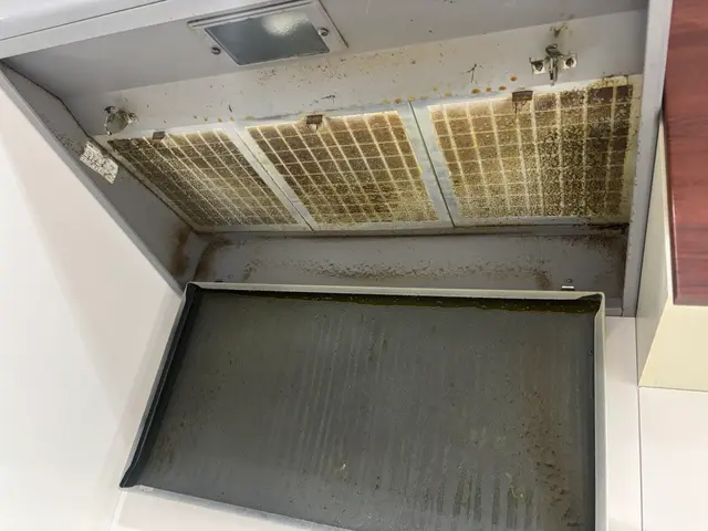 夜間・早朝対応可◎細部まで徹底クリーニング！汚れ具合や劣化具合で臨機応変に対応◎サービスの画像