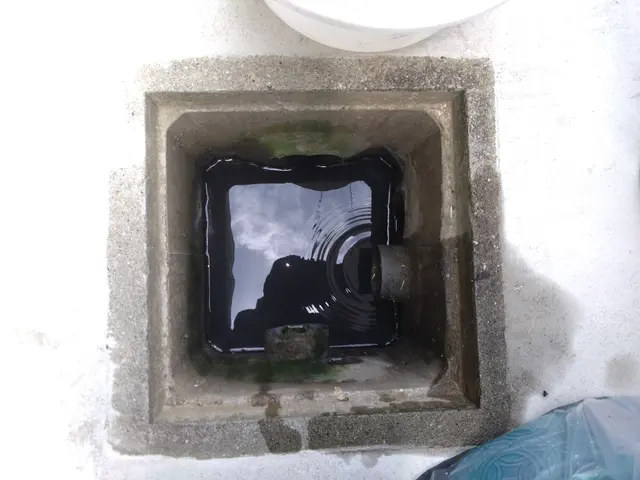 排水マス洗浄と排水高圧洗浄サービスの画像