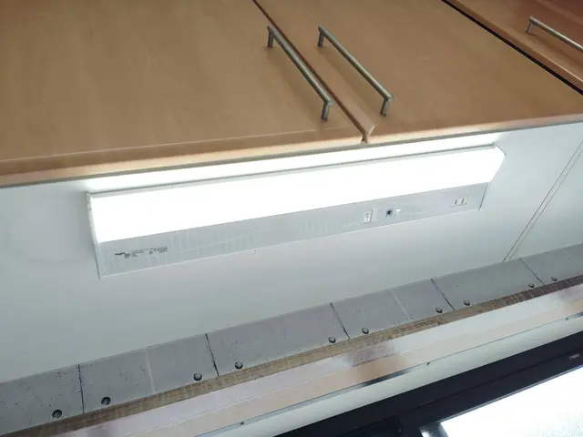 蛍光灯からLEDに変えたい◎どの商品を買ったら良いか分からない？◎御相談下さいサービスの画像