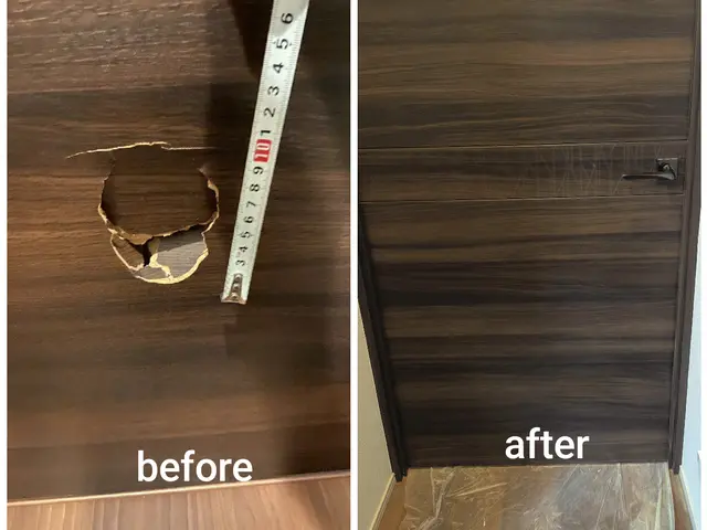 室内ドアの陥没穴補修。ドア交換の約1/10の費用!小さな傷は更に低価格対応サービスの画像