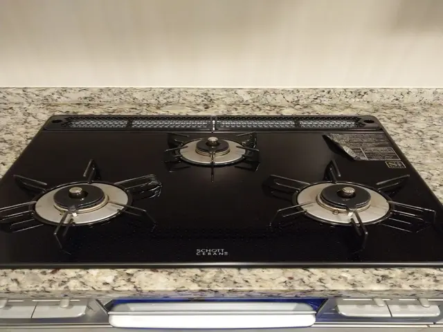 年末早割水回り3点セット 浴室エプロン内鏡鱗取シンクコーティング込み¥40000サービスの画像