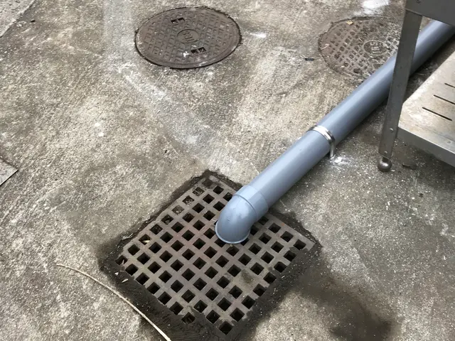 雨トイ修理は勿論のこと、雨漏りのご相談も承ります。サービスの画像