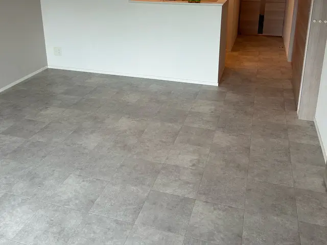 口コミ数・高評価1位頂きました！少量〜オフィスなど、両面テープ施工も対応致しますサービスの画像