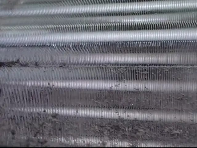 元東北電力会社員歴10年の電気のプロが施工！徹底養生の安心丁寧クリーニングサービスの画像