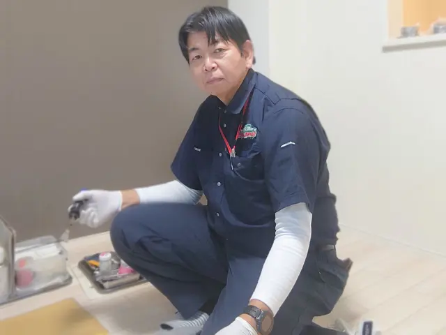 フローリング補修(無垢材・シート材含)サービスの画像