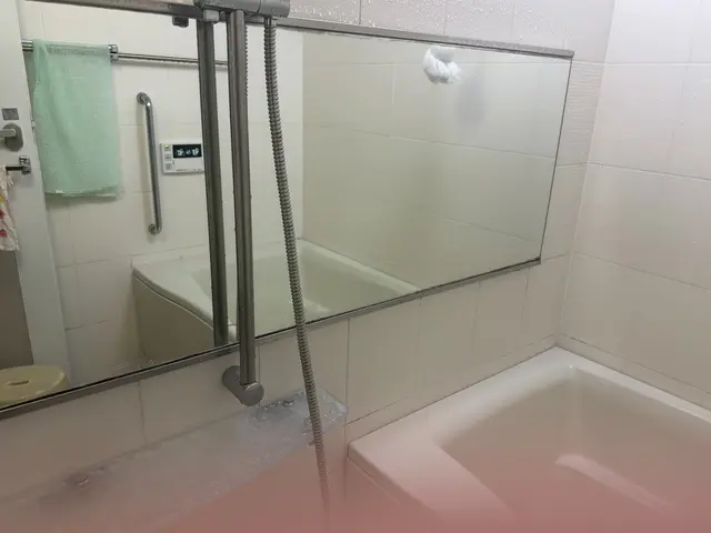 経験と知識を活かしてお風呂ピカピカ！水垢退治しませんか？サービスの画像