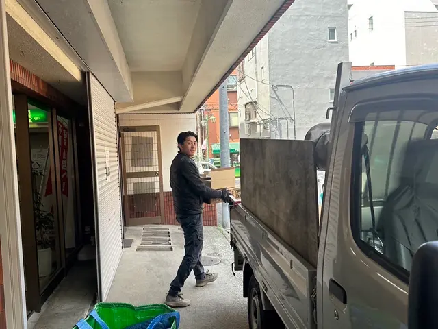 【即日対応可】【2t箱車】【作業員2名】お客様に寄り添いたいオーダーメイド料金サービスの画像