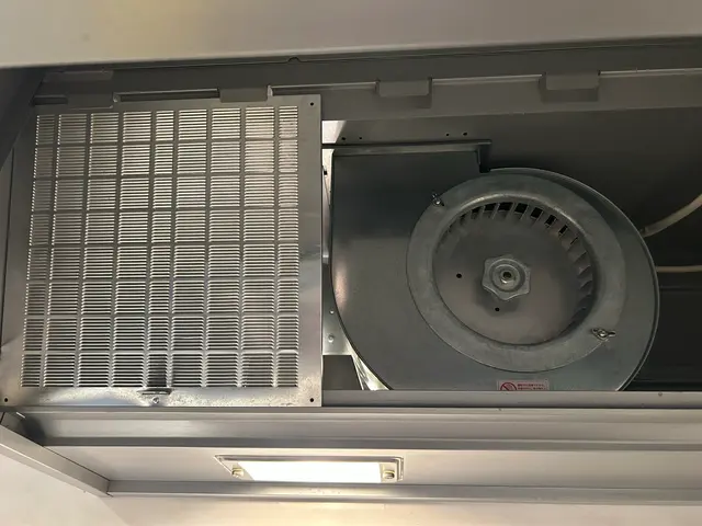 レンジフードクリーニングならお任せください!! 【丁寧な作業で徹底洗浄】サービスの画像