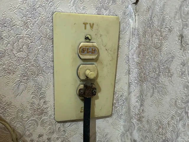 【業歴20年の実績】アンテナの事ならお任せください！アフターフォローも万全！サービスの画像