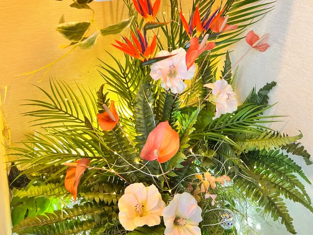 開店祝いに人気！造花アレンジメント（郵送可・お手入れ不要）花瓶・装飾セット