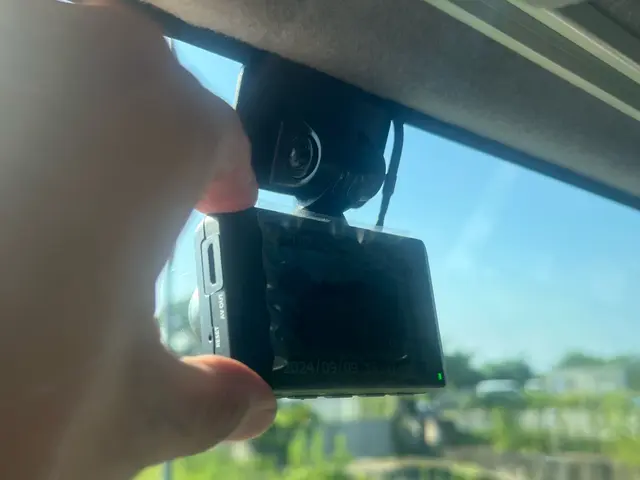 【業歴20年以上、国家資格取得者】ドライブレコーダーの取付はお任せ下さい！サービスの画像