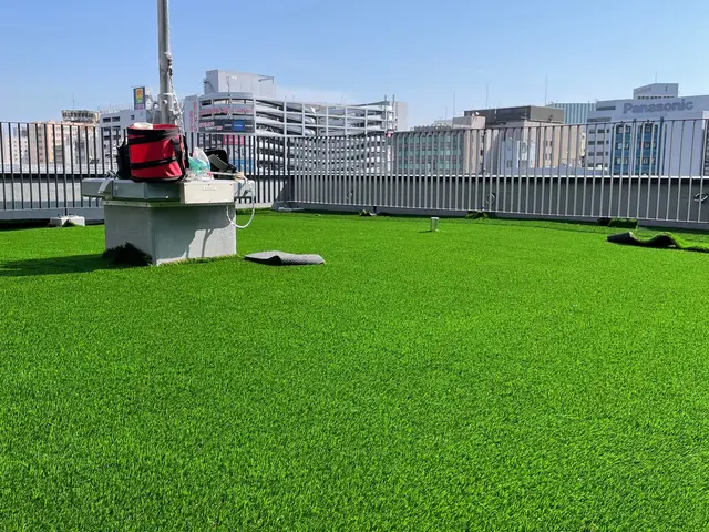 人工芝専門店　芝人　高品質&メンテナンスフリー寝転びたくなる人工芝サービスの画像