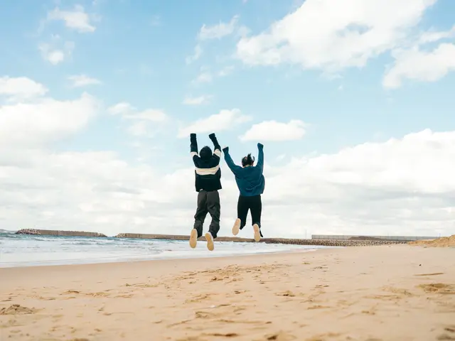 カップルの幸せな思い出を形に残す自然体フォト