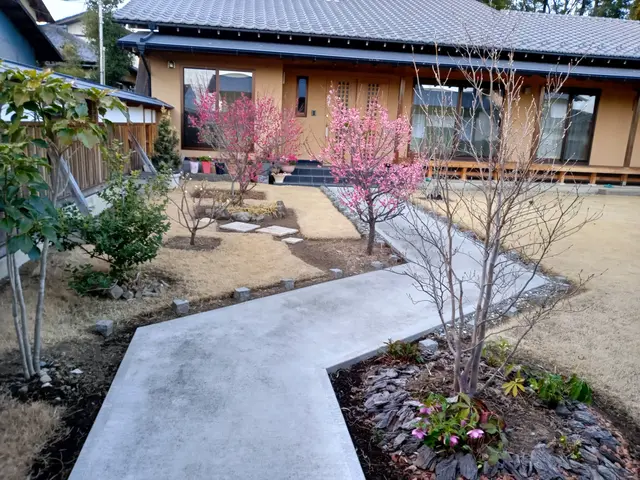 あなたのお庭、綺麗にします。コミュニケーションを第一に、癒しの庭を提案します。サービスの画像