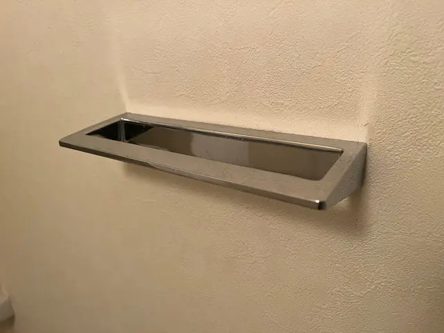 タオルハンガー・ハンガーラック・フックの交換・取付！！丁寧かつスピーディーに！！サービスの画像