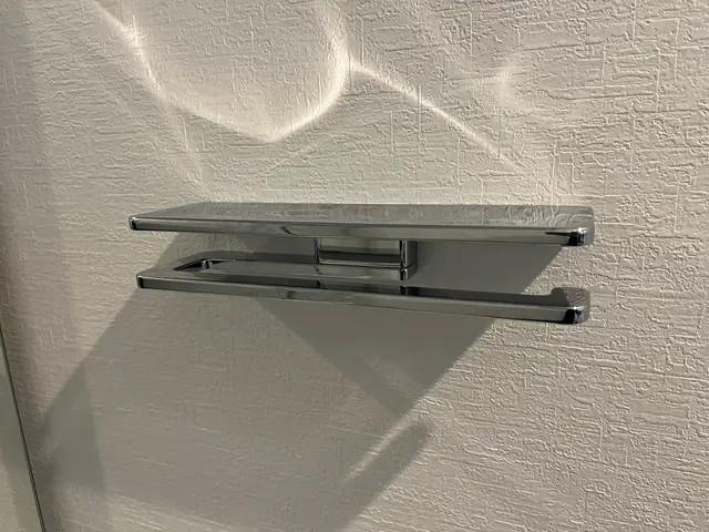 タオルハンガー・ハンガーラック・フックの交換・取付！！丁寧かつスピーディーに！！サービスの画像