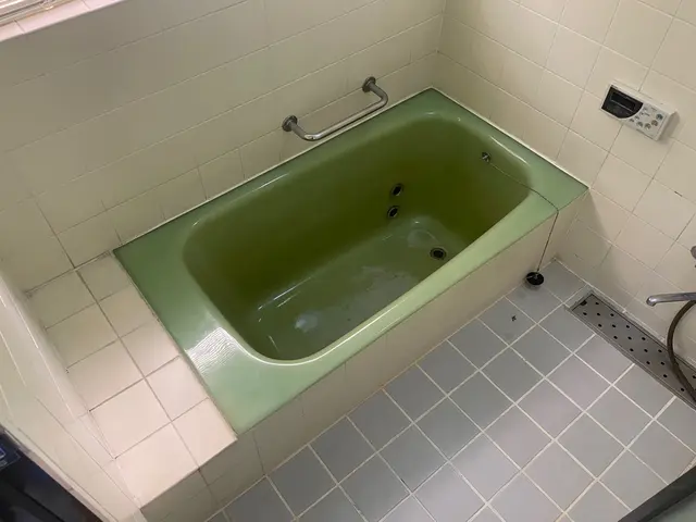 【業歴18年の経験と実績3000件以上】　　浴室/浴槽/特殊塗装専門サービスの画像