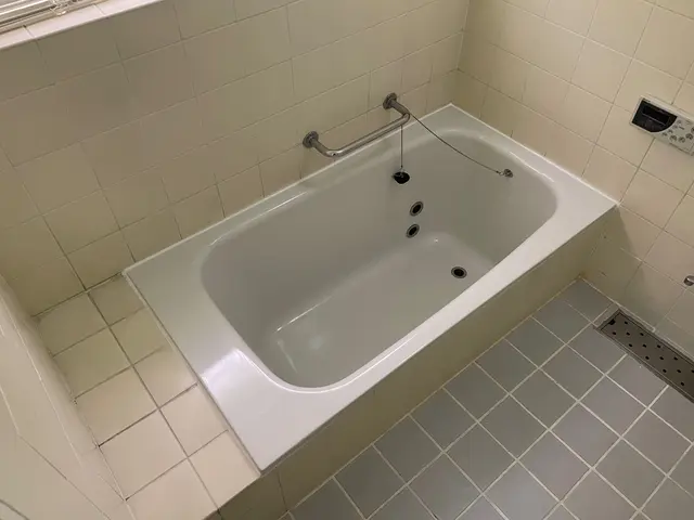 【業歴18年の経験と実績3000件以上】　　浴室/浴槽/特殊塗装専門サービスの画像