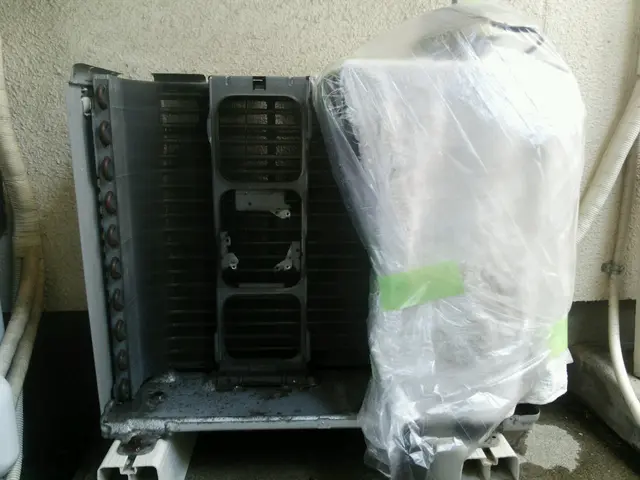 安心、快適、徹底洗浄、エコ洗剤使用のエアコンクリーニングサービスの画像